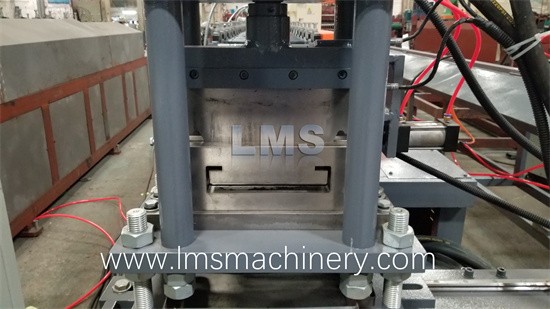 cable tray machine